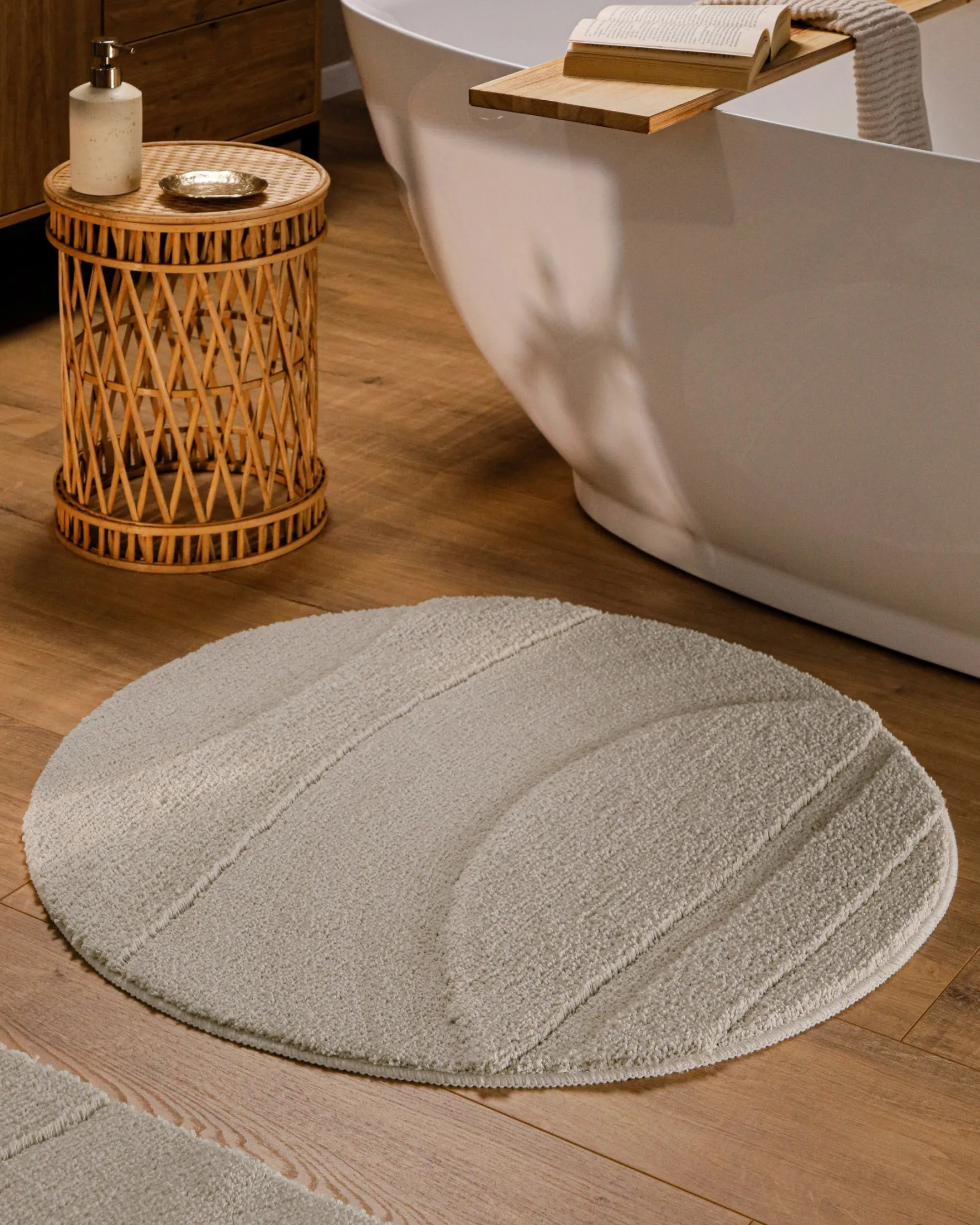 Badteppich Seiden Grau "Marc" WECONhome