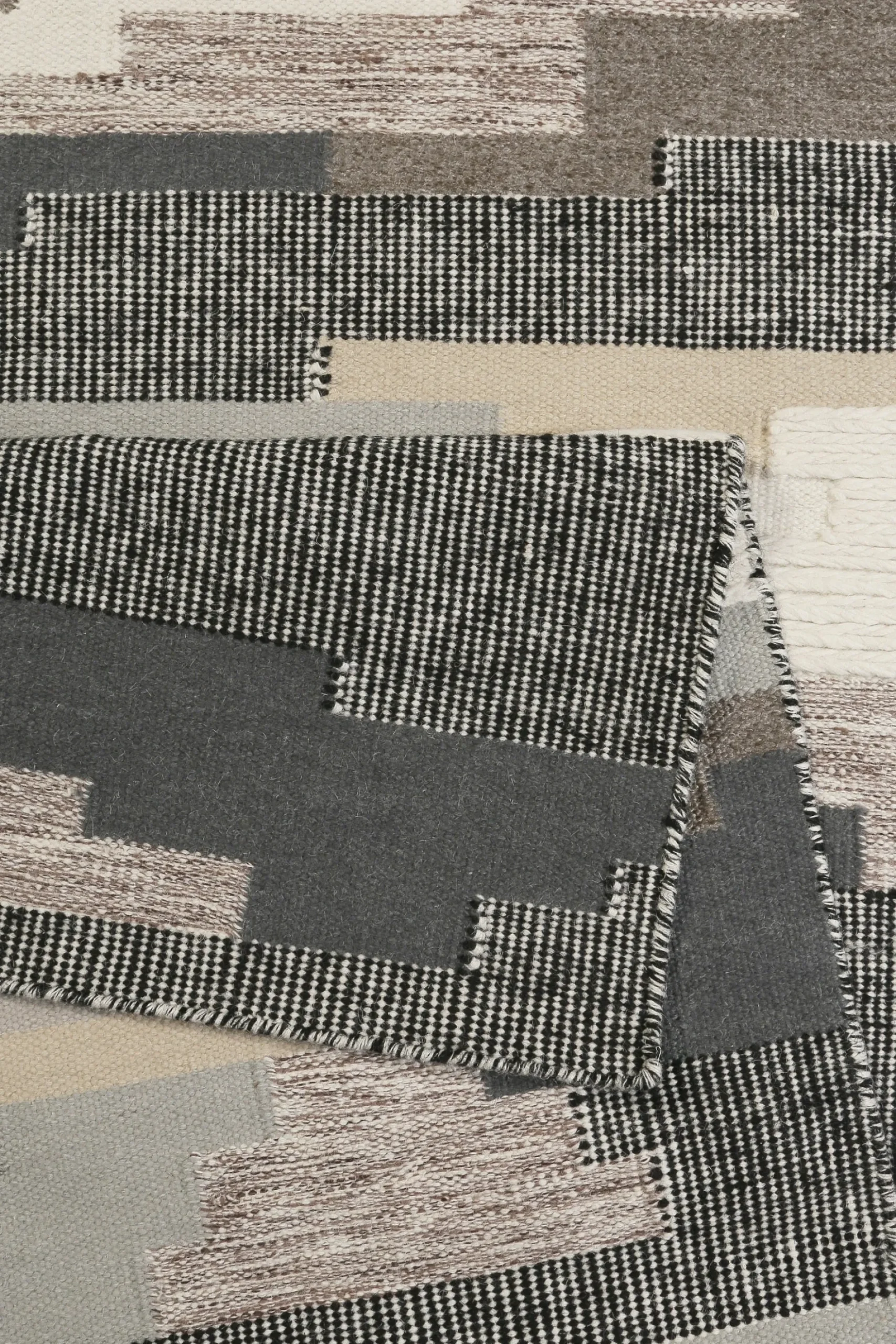 Esprit Kelim Beige Taupe aus Wolle "Natham"