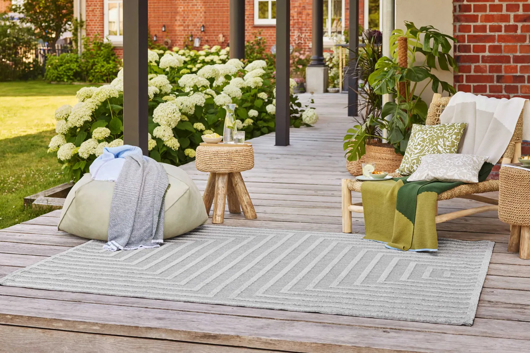 Esprit Teppich In- und Outdoor Grau Silber "Carolina"