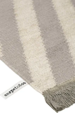 Kelim Teppich Beige Taupe aus Naturfasern "Edgy Corners" WECONhome