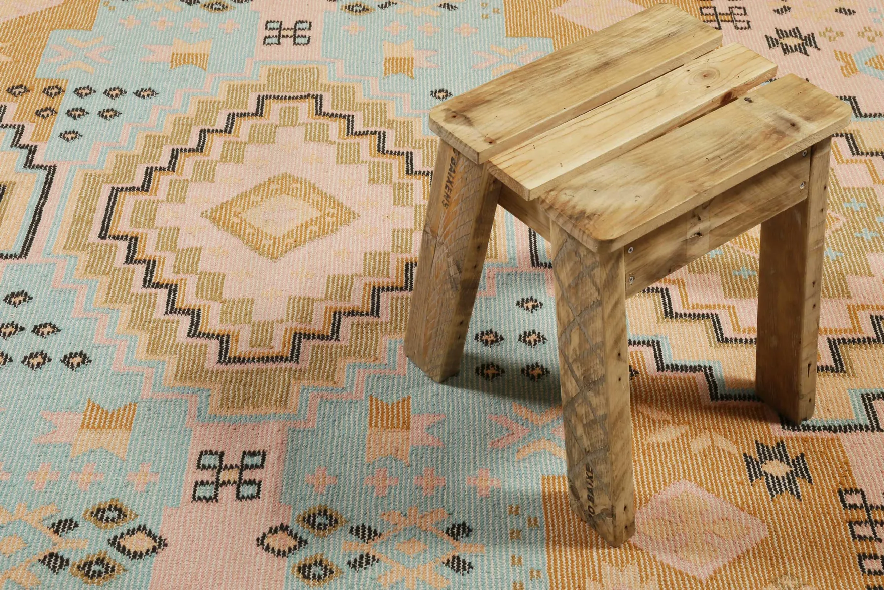 Kelim Teppich Bunt meliert aus Wolle "Mayenne" Green Looop