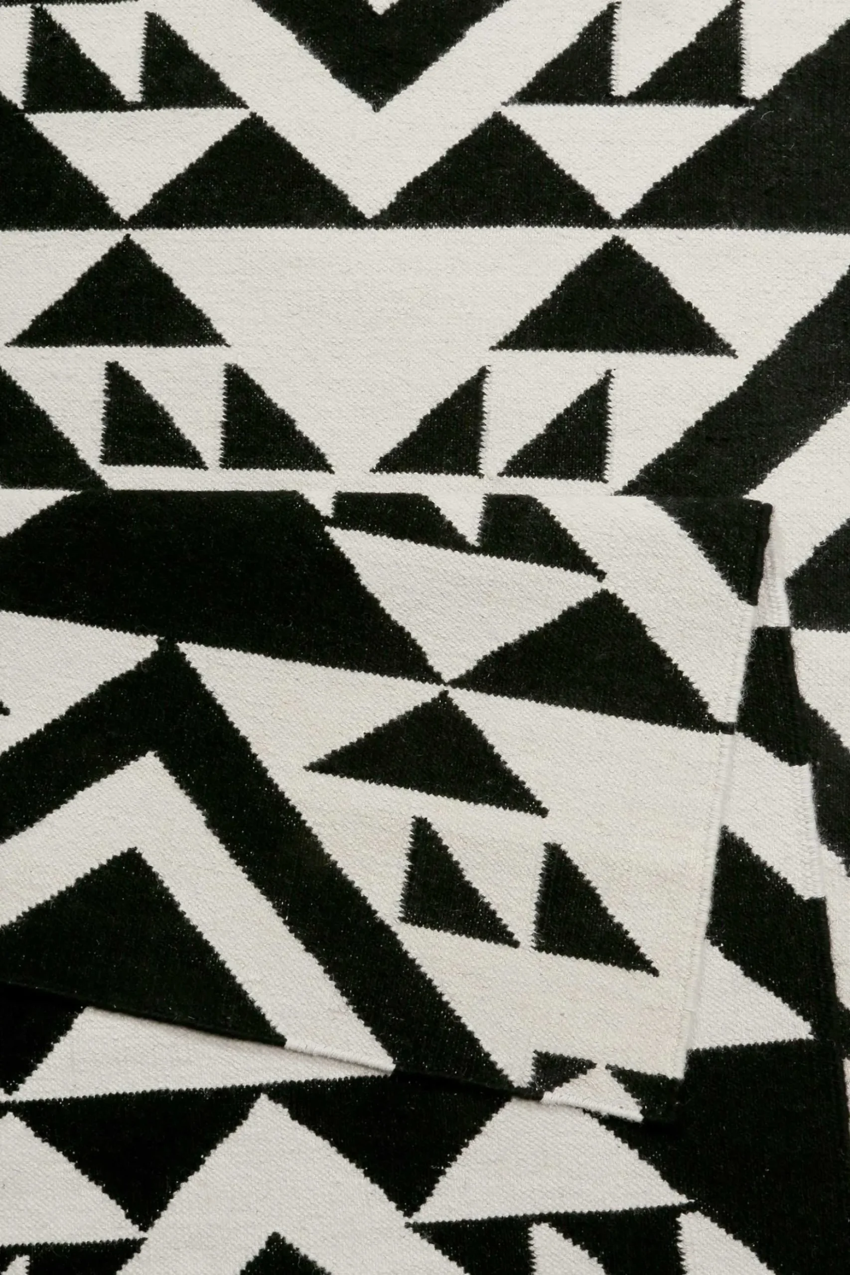Kelim Teppich Schwarz Creme Weiß aus Wolle "Black Mellow" Accessorize