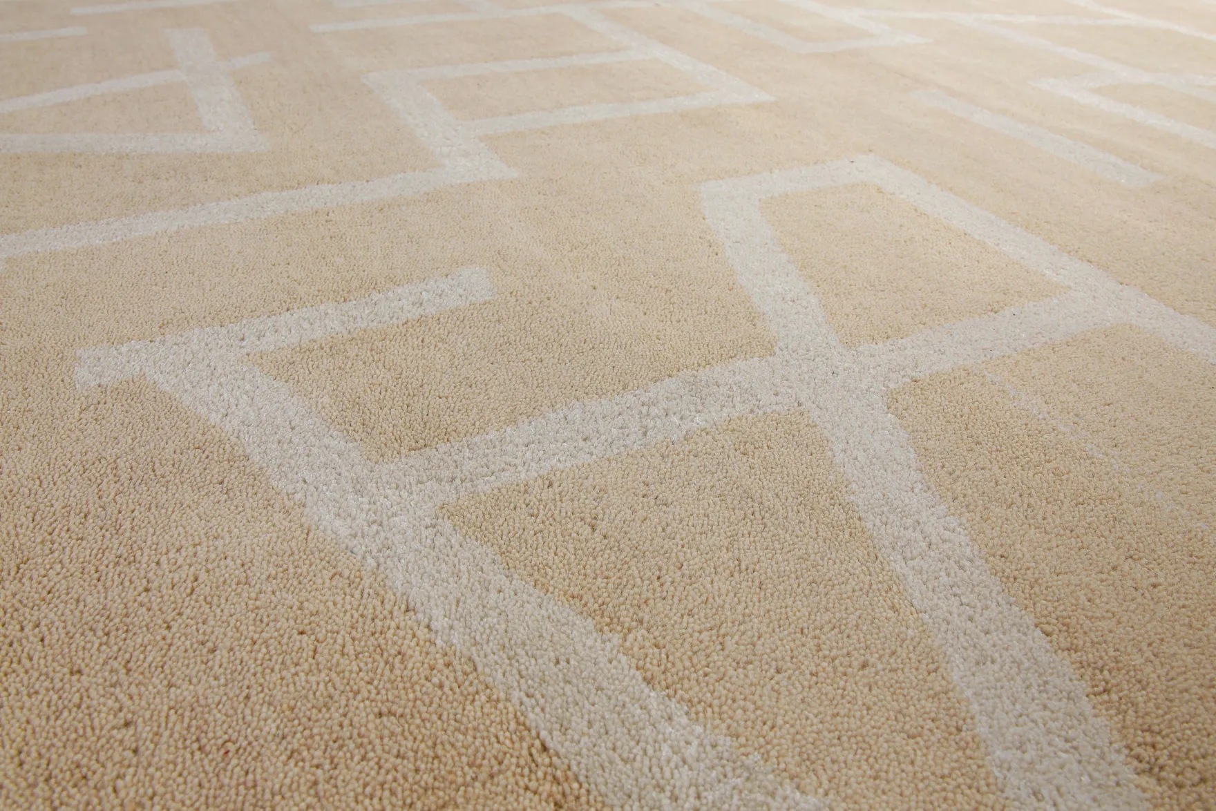 Kurzflor Teppich aus Schurwolle Sand Beige "Beatrice" WECONhome