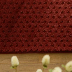 Kurzflor Teppich aus Schurwolle Purpur Rot