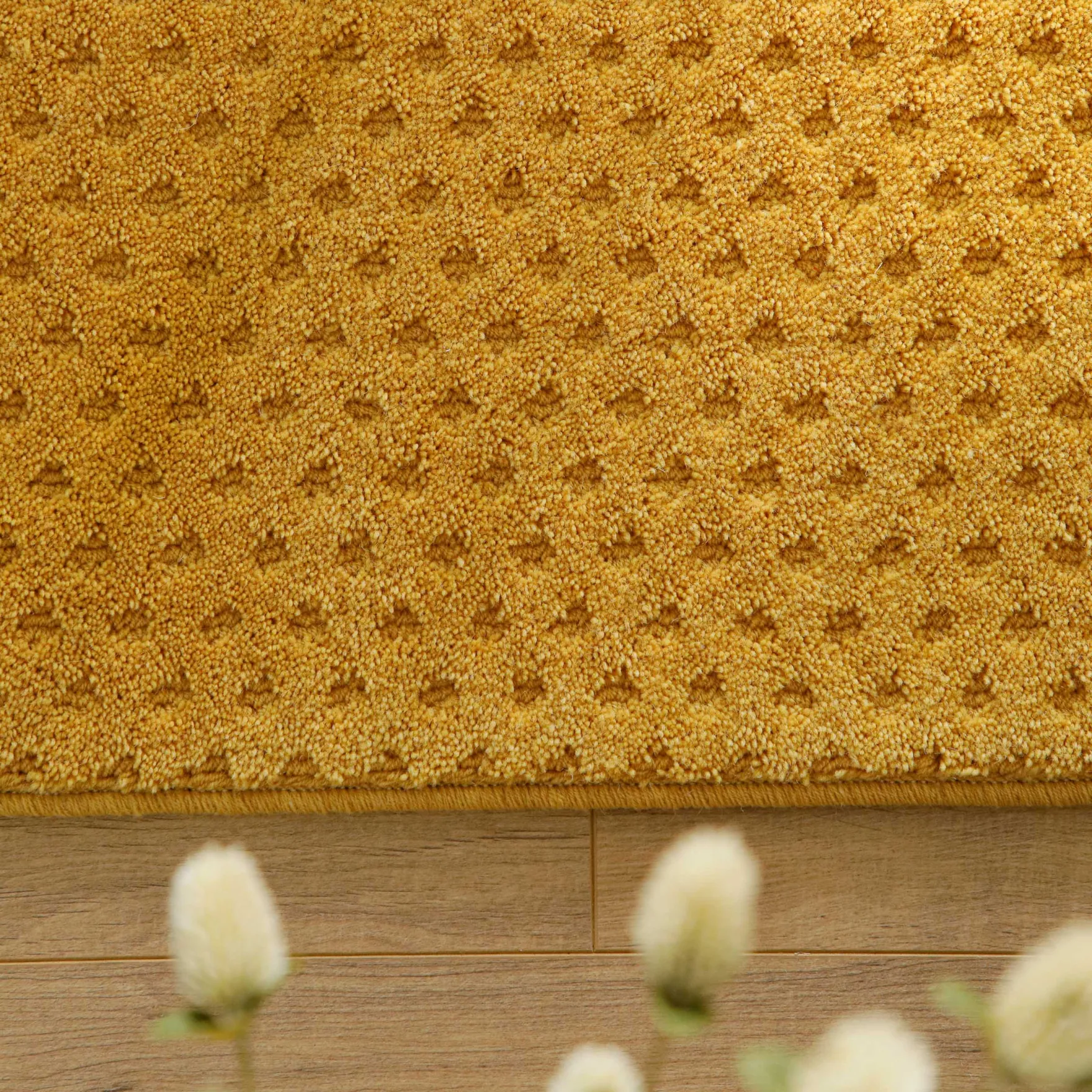 Kurzflor Teppich aus Schurwolle Gelb "Castello THREE" WECONhome
