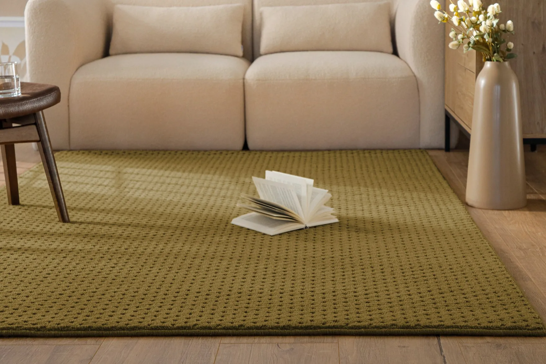 Kurzflor Teppich aus Schurwolle Blass Grün "Castello THREE" WECONhome