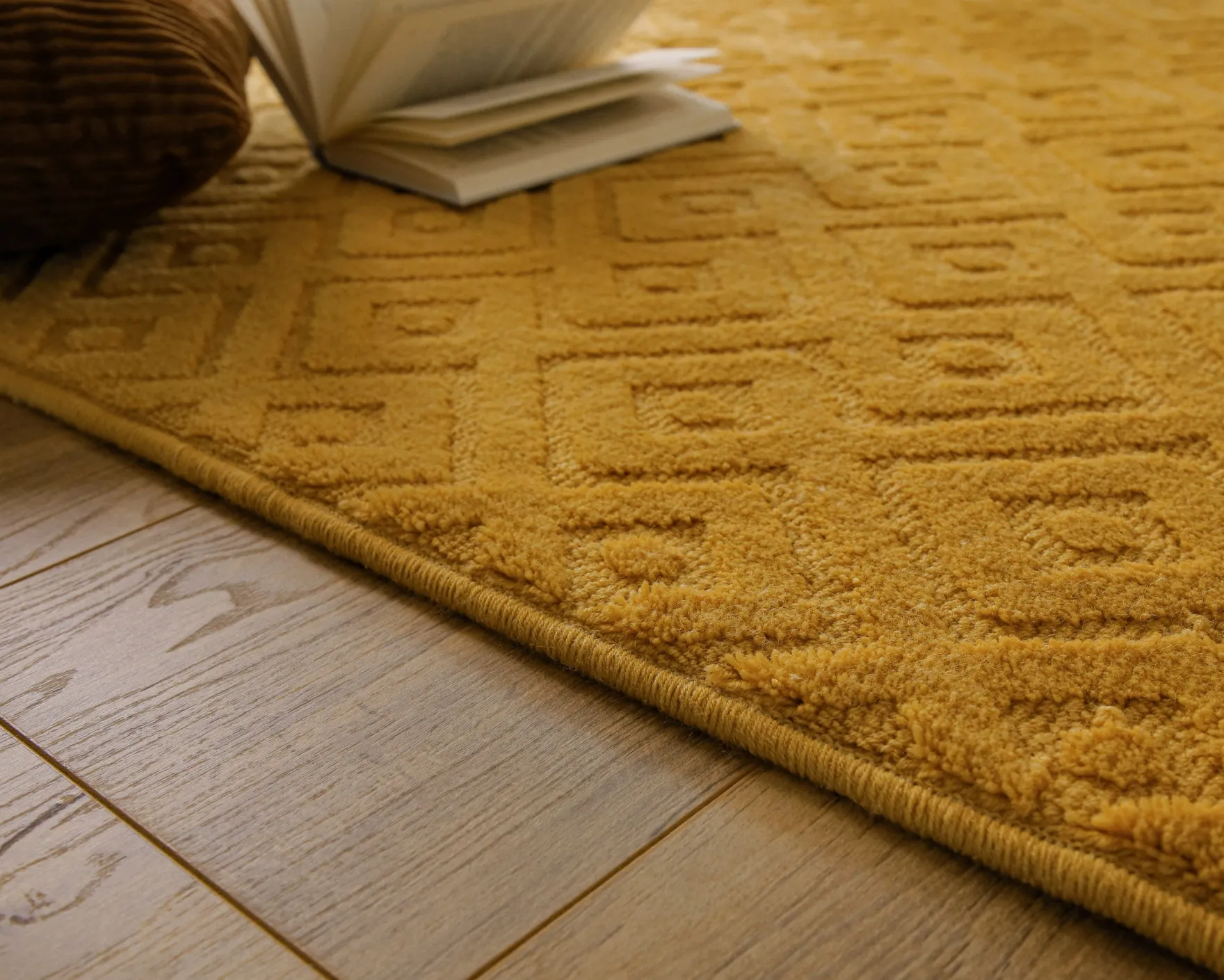 Kurzflor Teppich aus Schurwolle Gelb "Castello TWO" WECONhome