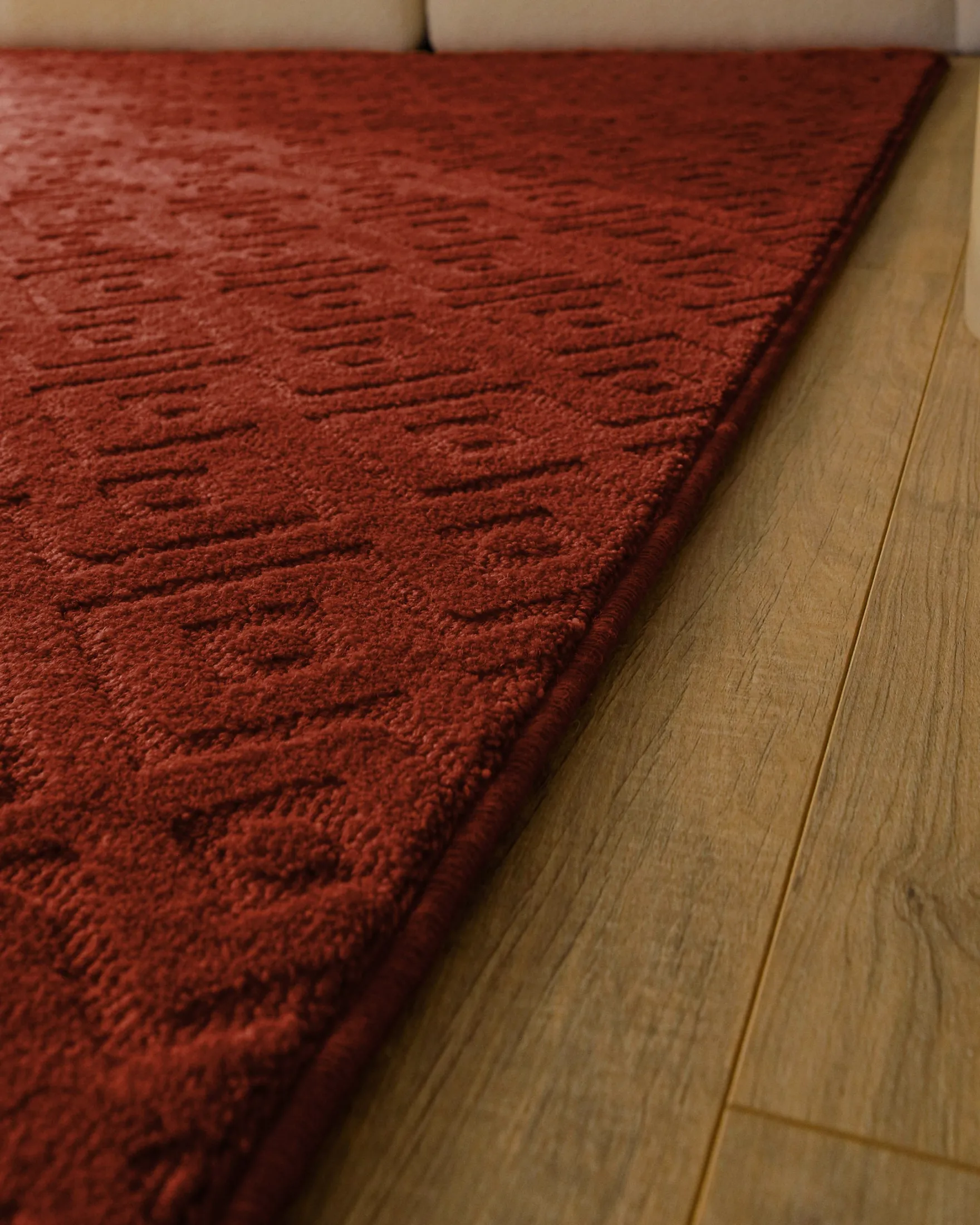 Kurzflor Teppich aus Schurwolle Kamin Rot "Castello TWO" WECONhome