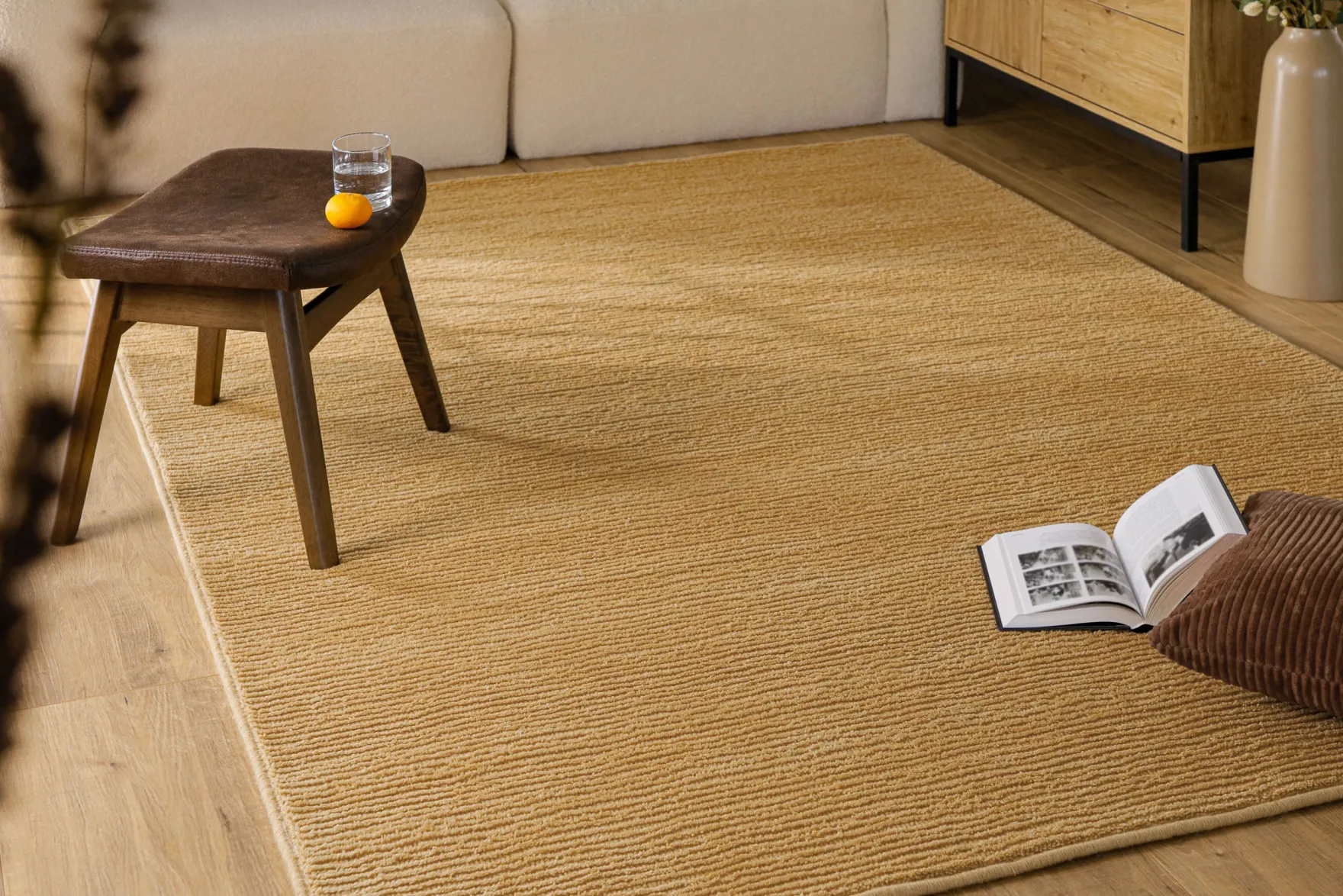 Kurzflor Teppich aus Schurwolle Karamell "Castello ONE" WECONhome