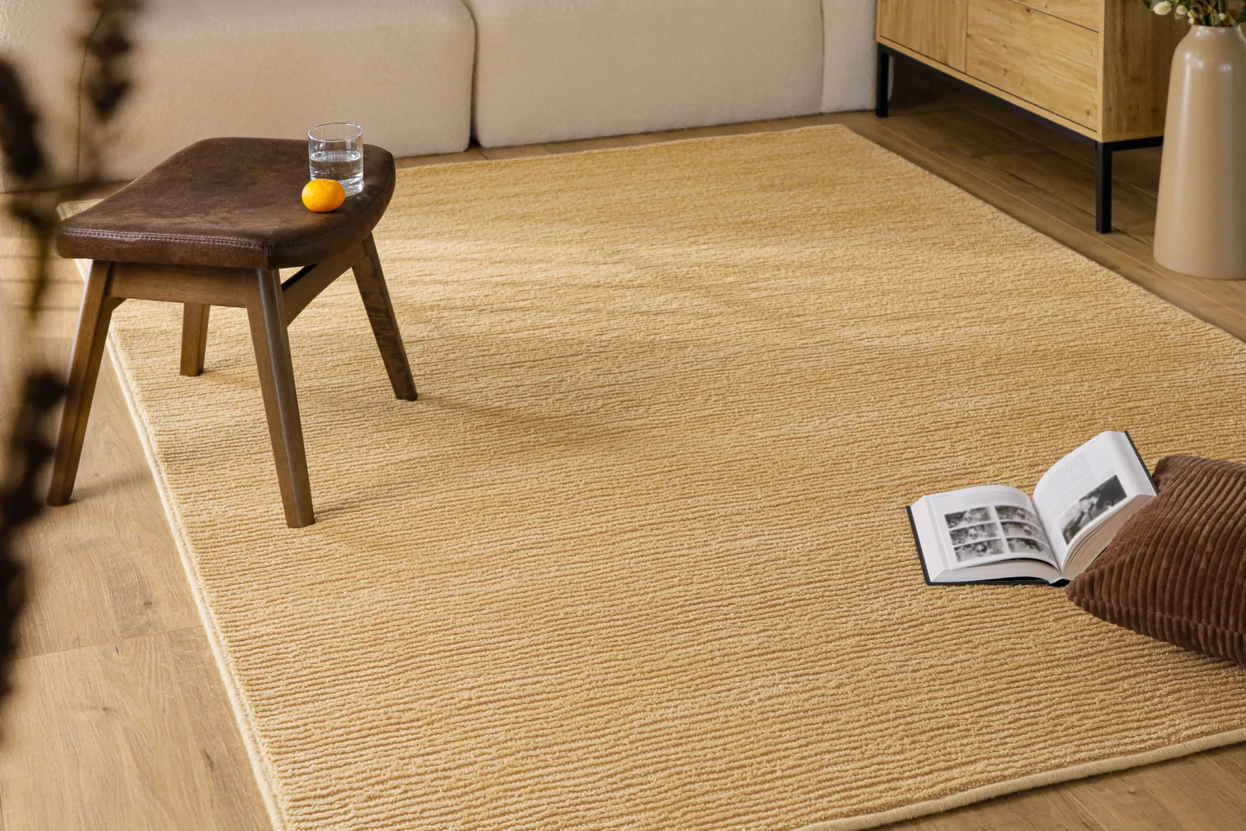 Kurzflor Teppich aus Schurwolle Sand Beige "Castello ONE" WECONhome