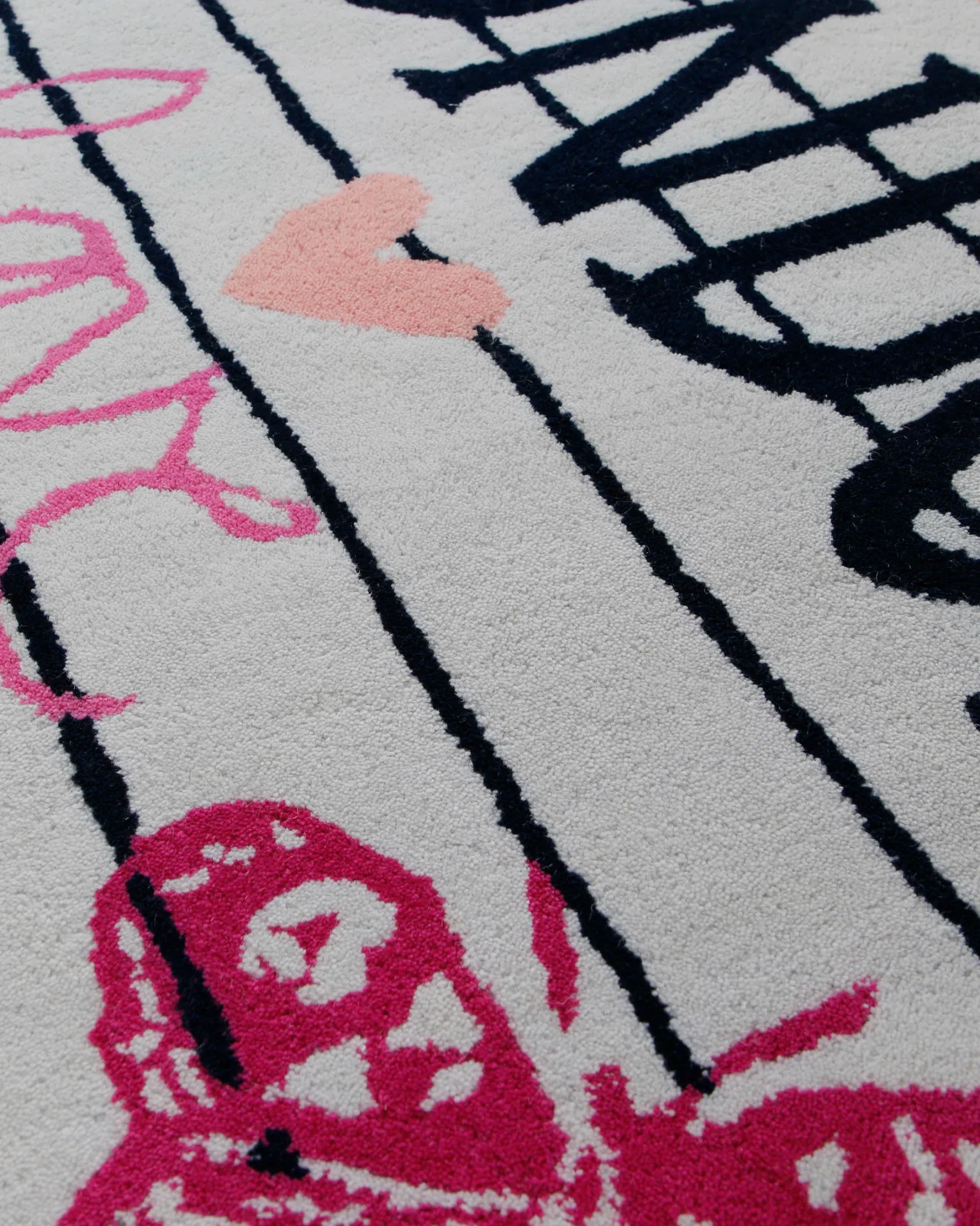 London-Postkarte in Pink - Handtuft Wolle 160 x 230 cm