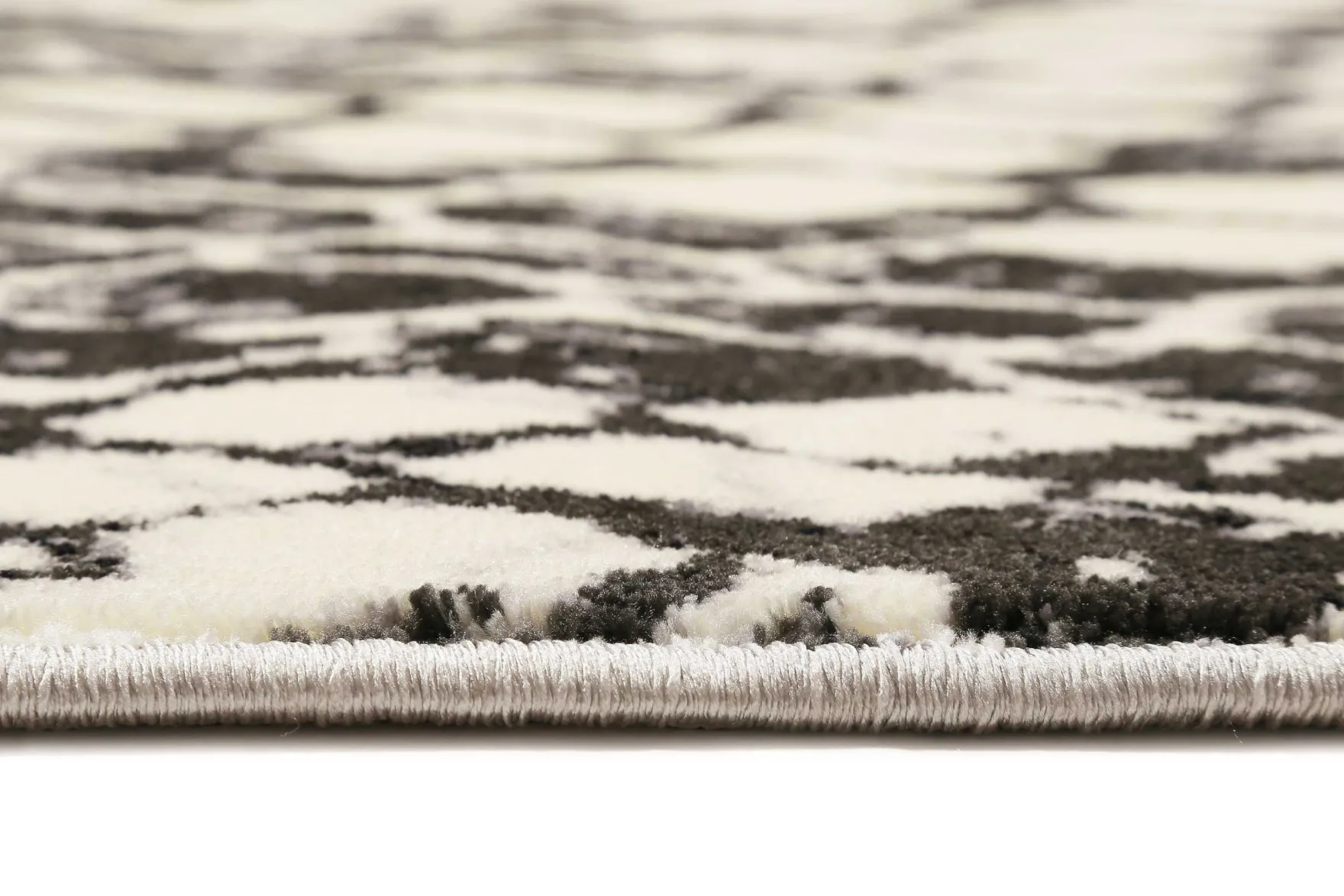 Teppich Grau Schwarz Kurzflor "Snake" WECONhome