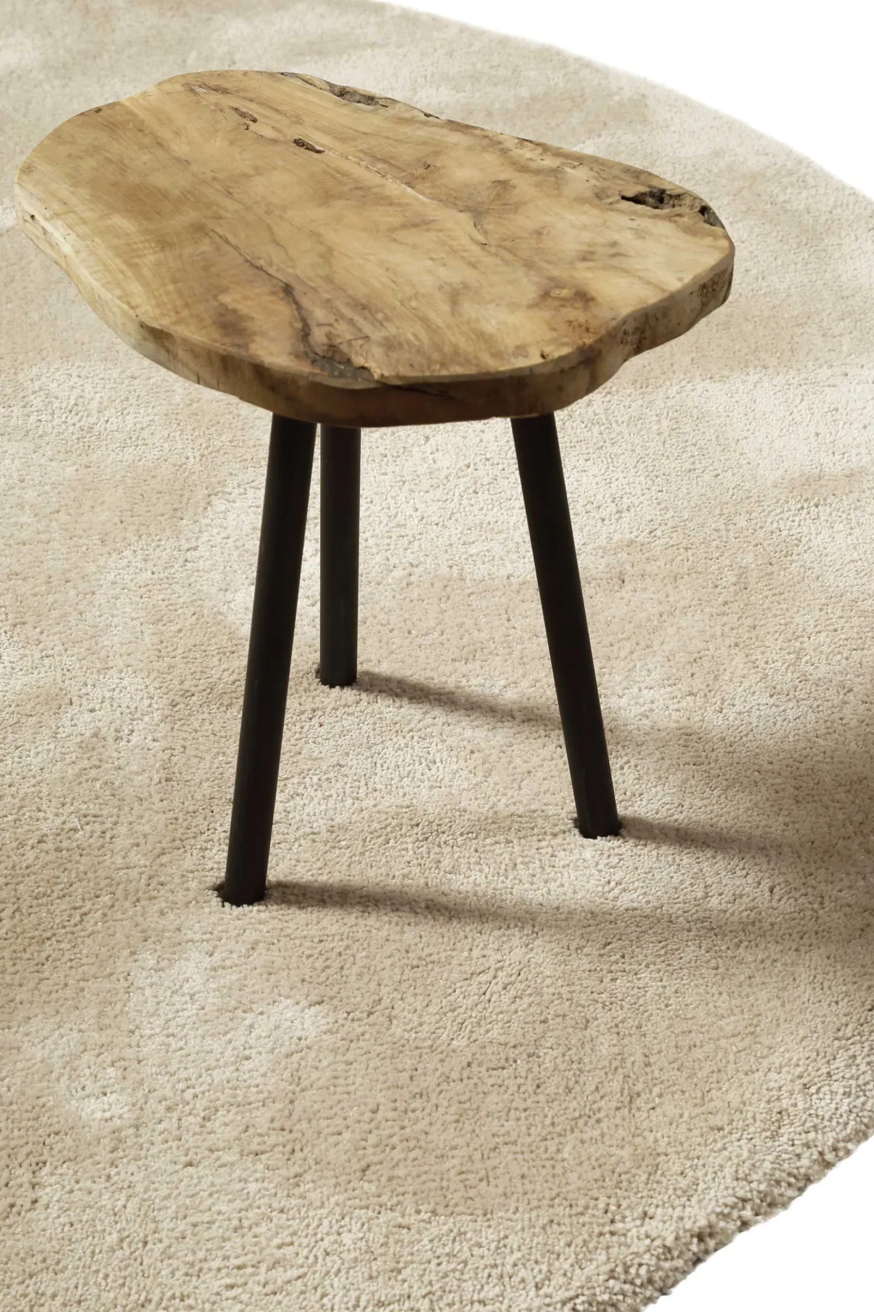 Teppich Rund Beige Hochflor "Emilia" WECONhome Basics