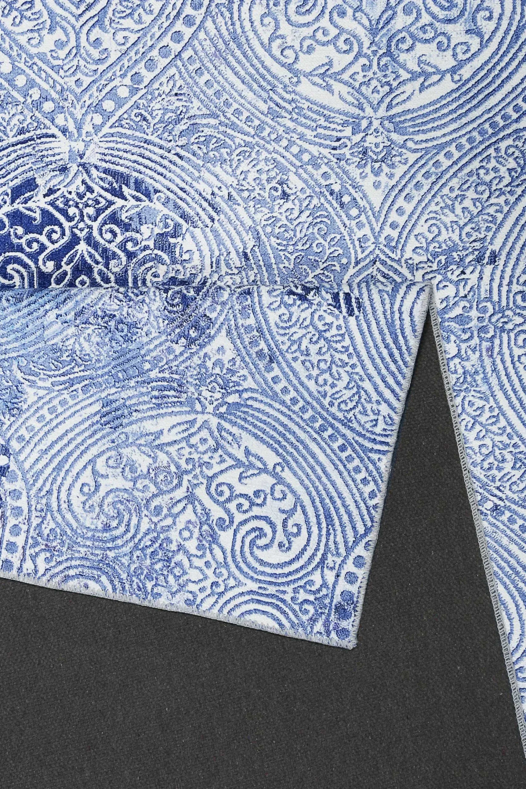 Vintage Teppich Blau Kurzflor "Grace" WECONhome